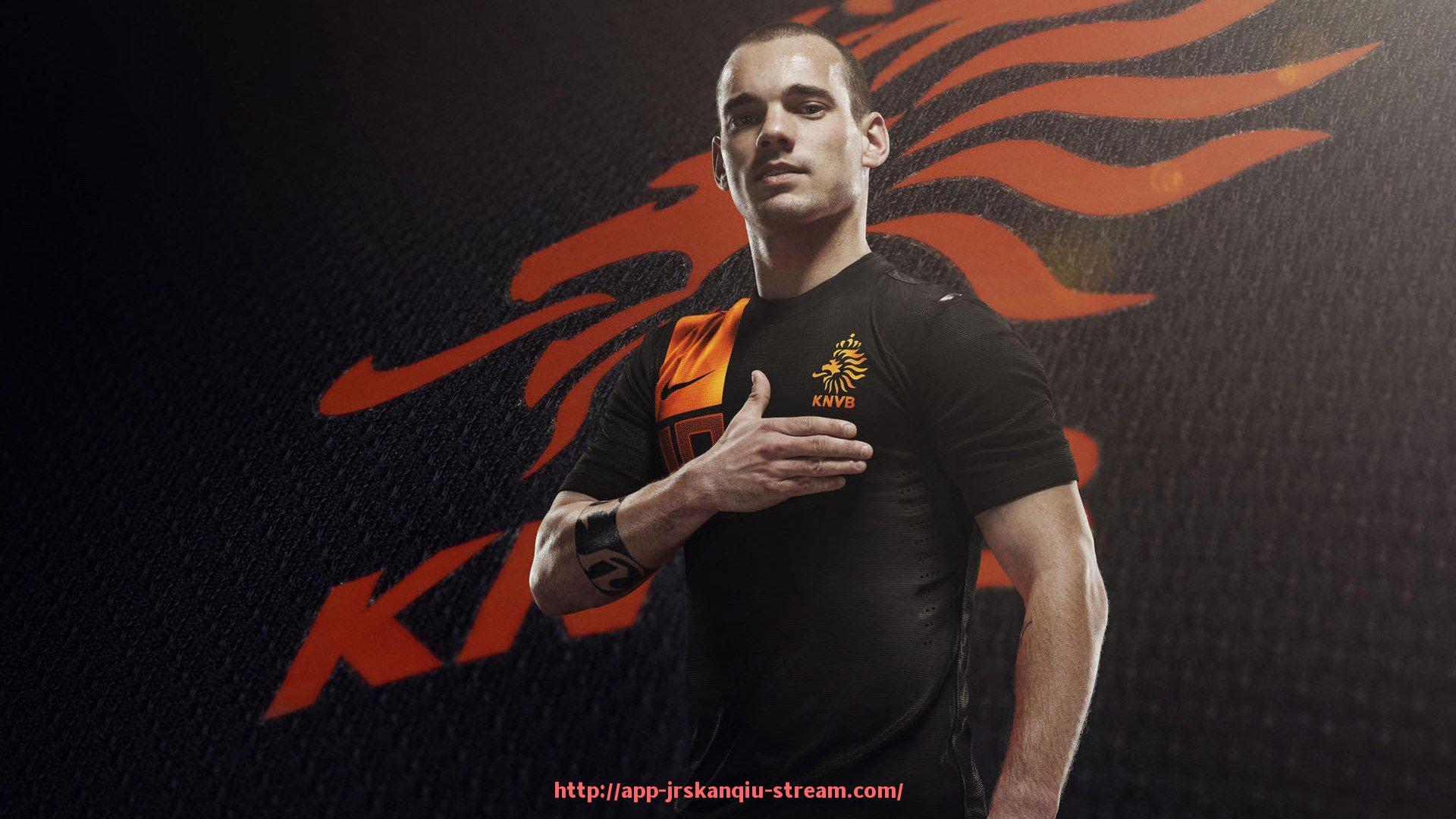 JRS低调看球-女性如何科学利用健身器材进行全身塑形训练